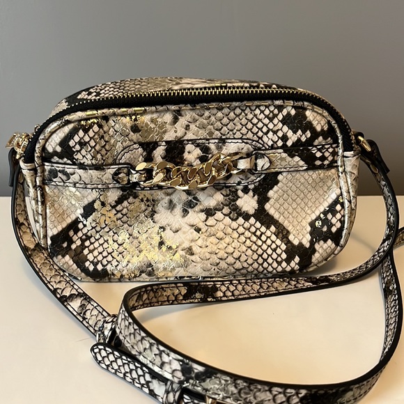 Steve Madden handbag bundle of three purses - Picture 14 of 16